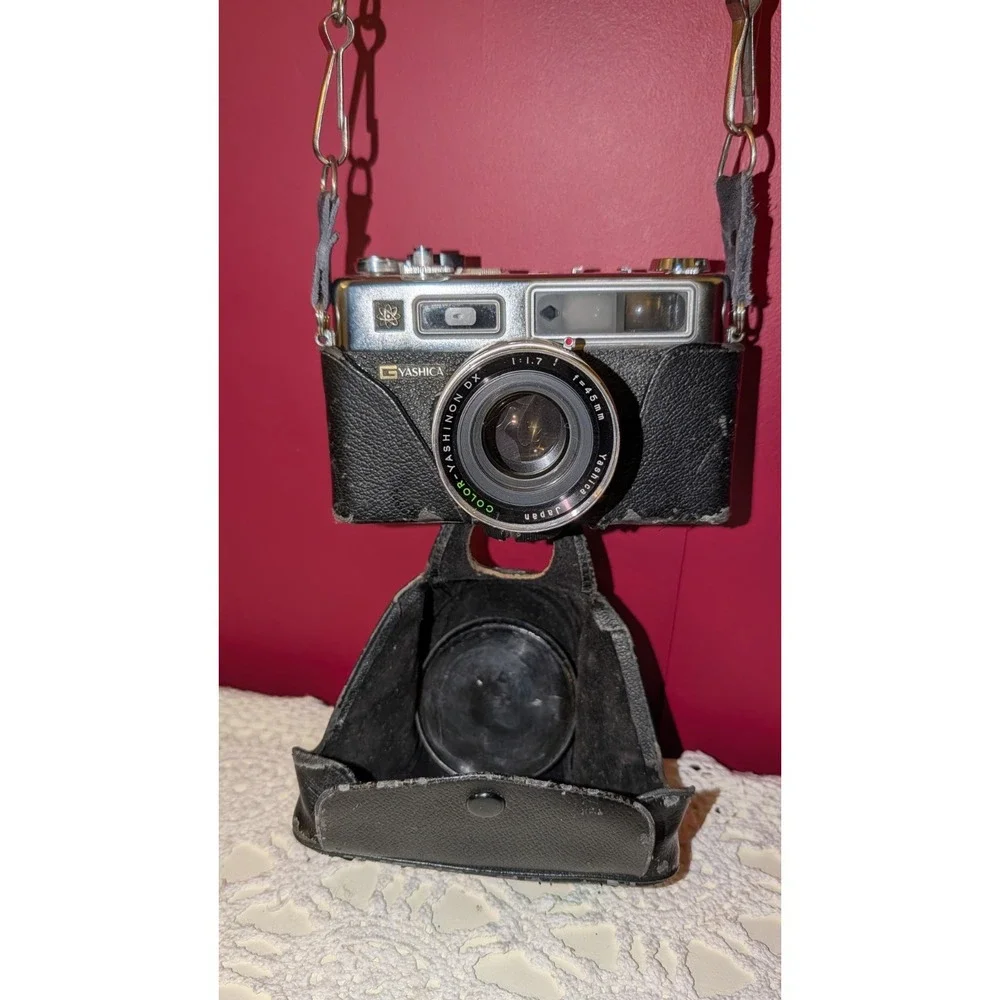 YASHICA ELECTRO 35 GS RANGEFINDER‎ POINT/ SHOOT FILM CAMERA & CASE 35mm UNTESTED
